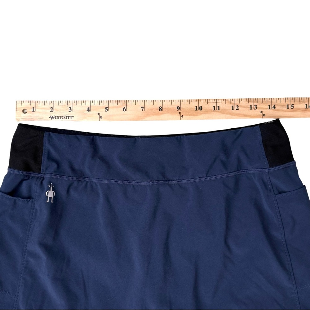 Smartwool Merino Sport Skort Skirt 
Built In Shorts Navy Black Athleisure Small - Picture 4 of 8